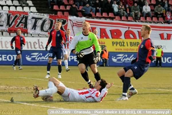 2009-02-28-oe-cracovia-piast-o-065_600