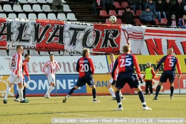 2009-02-28-oe-cracovia-piast-o-099_600