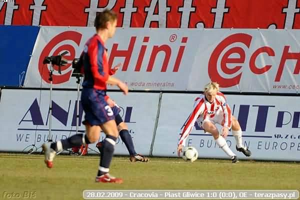2009-02-28-oe-cracovia-piast-o-247_600