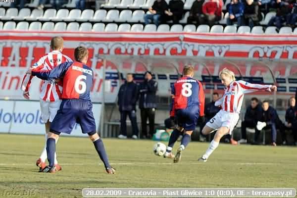 2009-02-28-oe-cracovia-piast-o-261_600