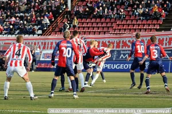 2009-02-28-oe-cracovia-piast-o-268_600