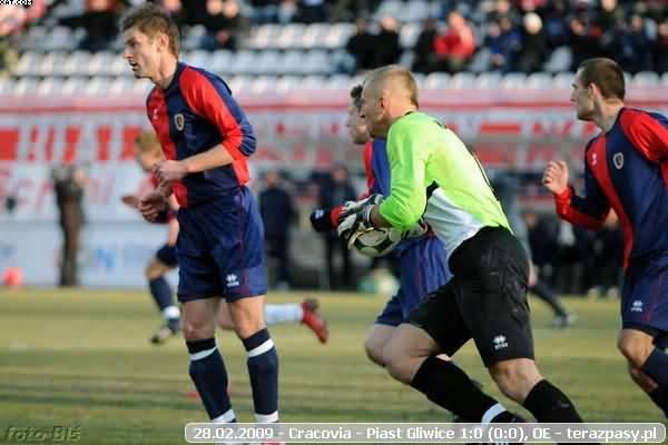 2009-02-28-oe-cracovia-piast-o-356_600