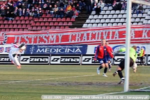 2009-02-28-oe-cracovia-piast-o-371_600