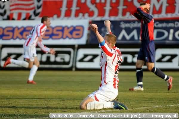 2009-02-28-oe-cracovia-piast-o-374_600