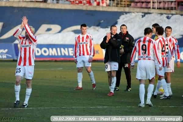 2009-02-28-oe-cracovia-piast-o-534_600