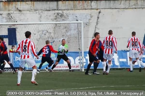 2009-02-28-oe-cracovia-piast-u-016_600