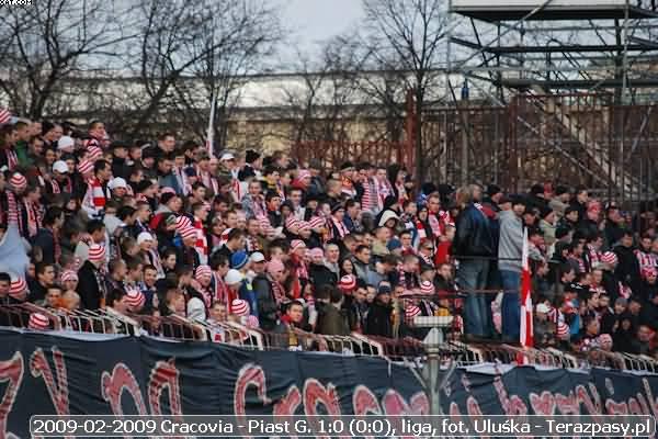 2009-02-28-oe-cracovia-piast-u-018_600
