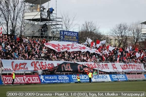 2009-02-28-oe-cracovia-piast-u-020_600