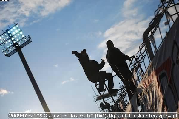 2009-02-28-oe-cracovia-piast-u-066_600