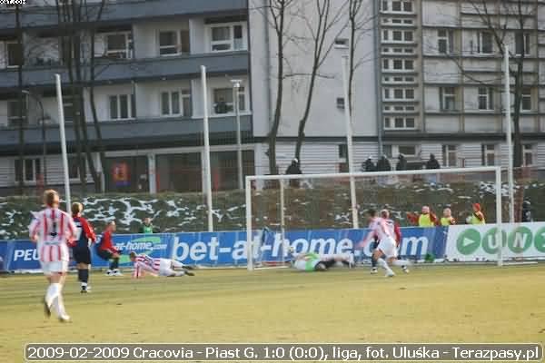 2009-02-28-oe-cracovia-piast-u-076_600