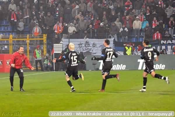 2009-03-22-e-wisla-cracovia-b-0307_600