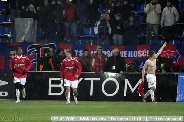 2009-03-22-e-wisla-cracovia-b-1133_600