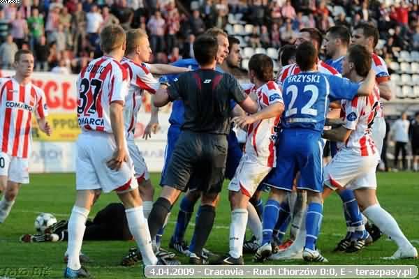2009-04-04-e-cracovia-ruch-b-651_600