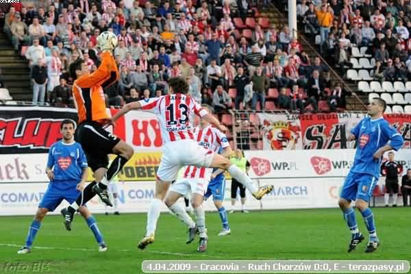 2009-04-04-e-cracovia-ruch-b-805_600