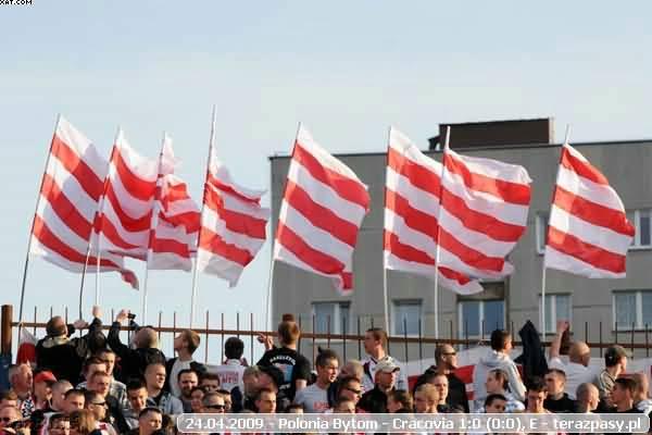 2009-04-24-e-polonia_b-cracovia-b-145_600