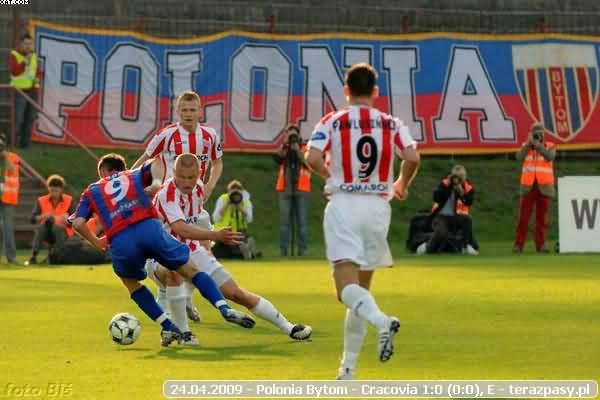 2009-04-24-e-polonia_b-cracovia-b-174_600