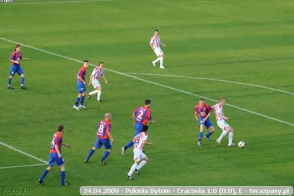 2009-04-24-e-polonia_b-cracovia-b-325_600