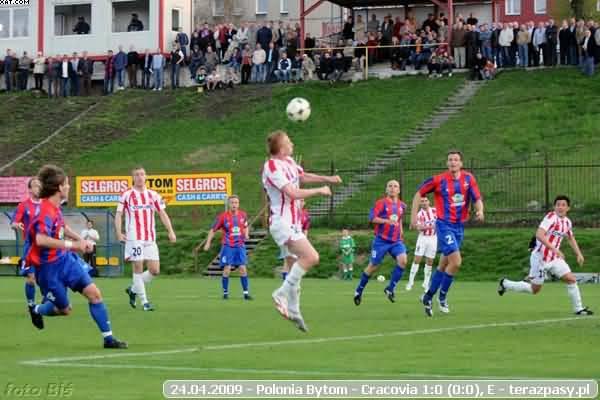 2009-04-24-e-polonia_b-cracovia-b-418_600