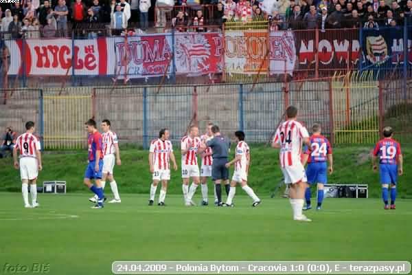 2009-04-24-e-polonia_b-cracovia-b-553_600