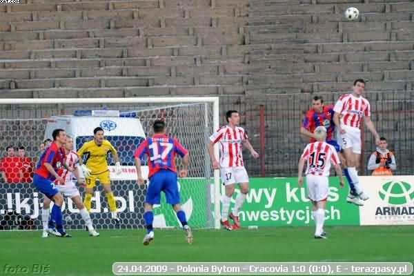 2009-04-24-e-polonia_b-cracovia-b-555_600