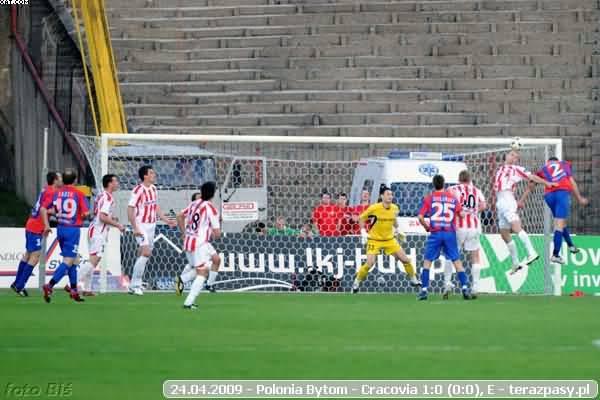 2009-04-24-e-polonia_b-cracovia-b-583_600