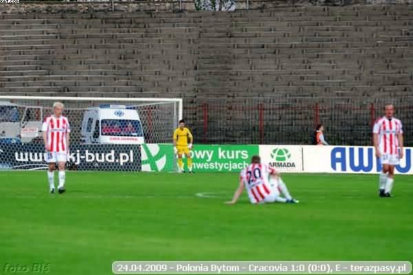 2009-04-24-e-polonia_b-cracovia-b-722_600