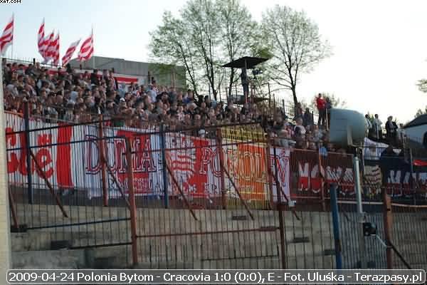 2009-04-24-e-polonia_b-cracovia-u-090_600