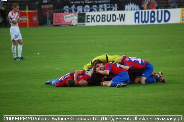 2009-04-24-e-polonia_b-cracovia-u-105_600