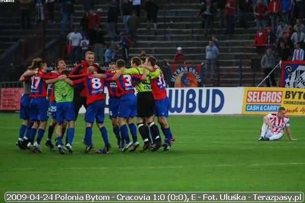 2009-04-24-e-polonia_b-cracovia-u-113_600