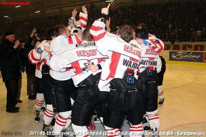 2011-03-13-plh-cracovia-mistrzem-hokeja-b-018