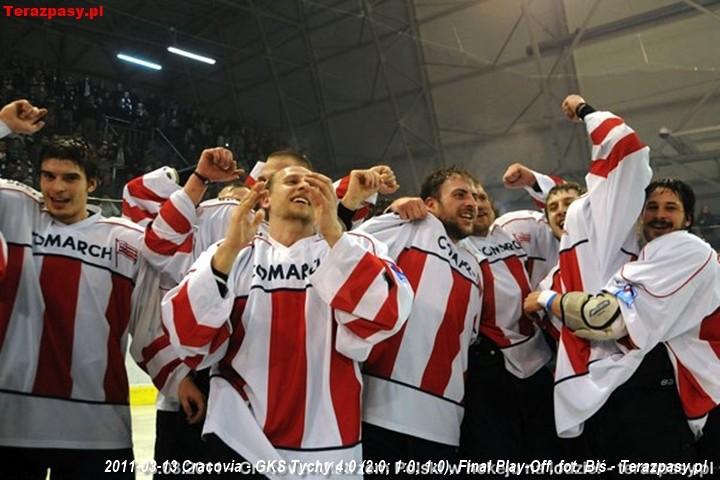 2011-03-13-plh-cracovia-mistrzem-hokeja-b-055