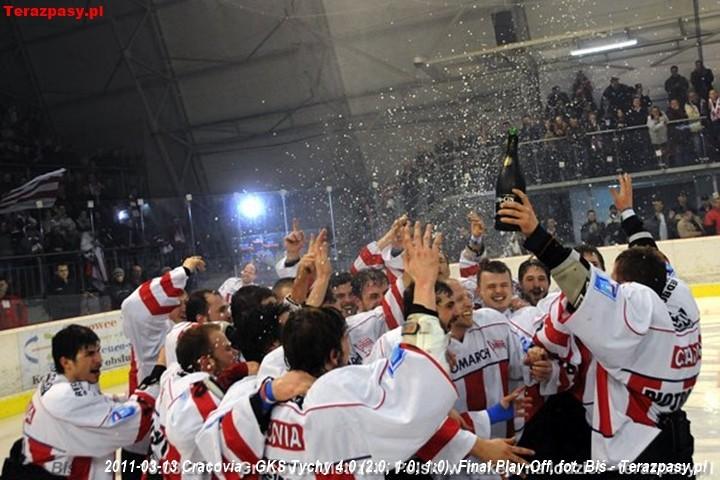 2011-03-13-plh-cracovia-mistrzem-hokeja-b-093