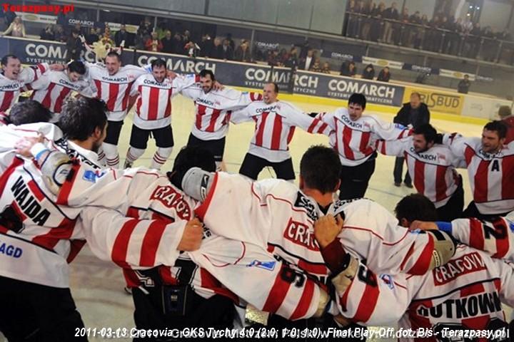 2011-03-13-plh-cracovia-mistrzem-hokeja-b-195