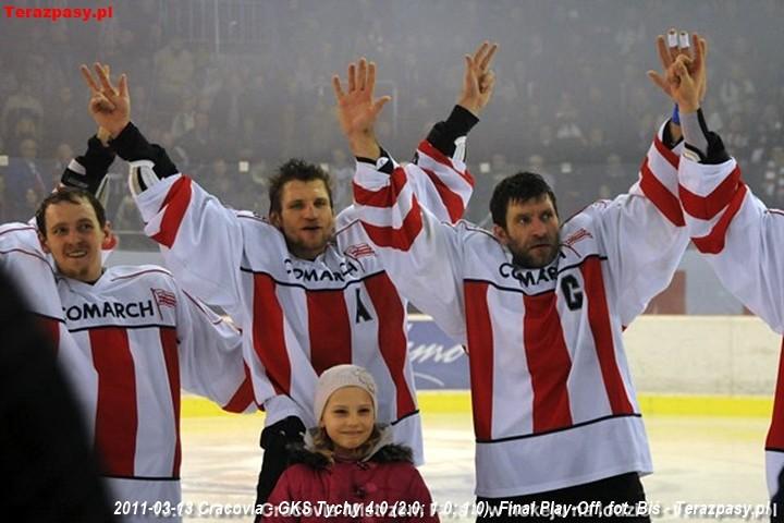 2011-03-13-plh-cracovia-mistrzem-hokeja-b-363