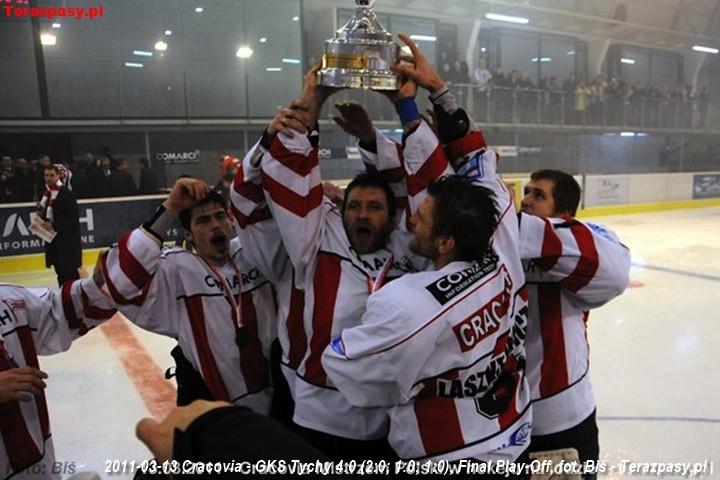 2011-03-13-plh-cracovia-mistrzem-hokeja-b-502