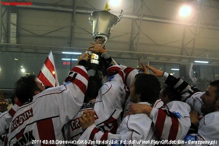 2011-03-13-plh-cracovia-mistrzem-hokeja-b-517