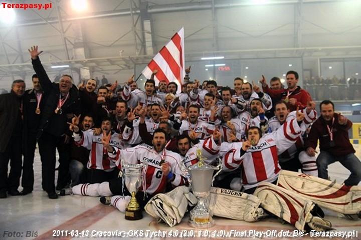 2011-03-13-plh-cracovia-mistrzem-hokeja-b-594