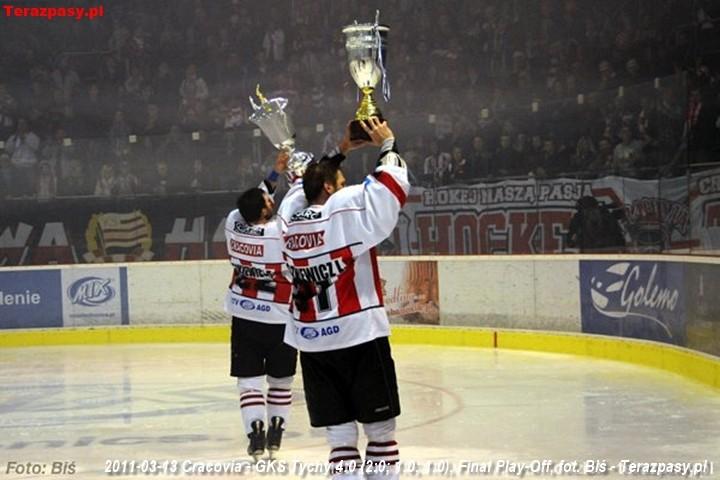 2011-03-13-plh-cracovia-mistrzem-hokeja-b-651