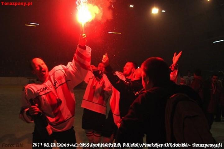 2011-03-13-plh-cracovia-mistrzem-hokeja-b-731