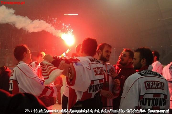 2011-03-13-plh-cracovia-mistrzem-hokeja-b-749
