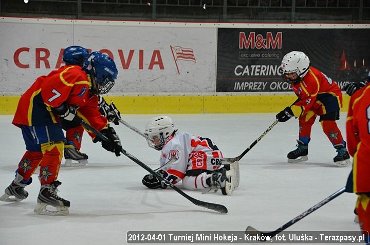 2012-04-01-Turniej_mini_Hokeja-u_4298_720