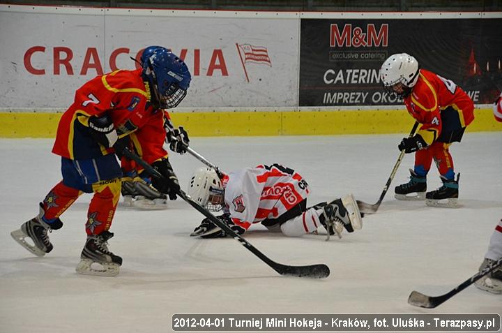 2012-04-01-Turniej_mini_Hokeja-u_4299_720