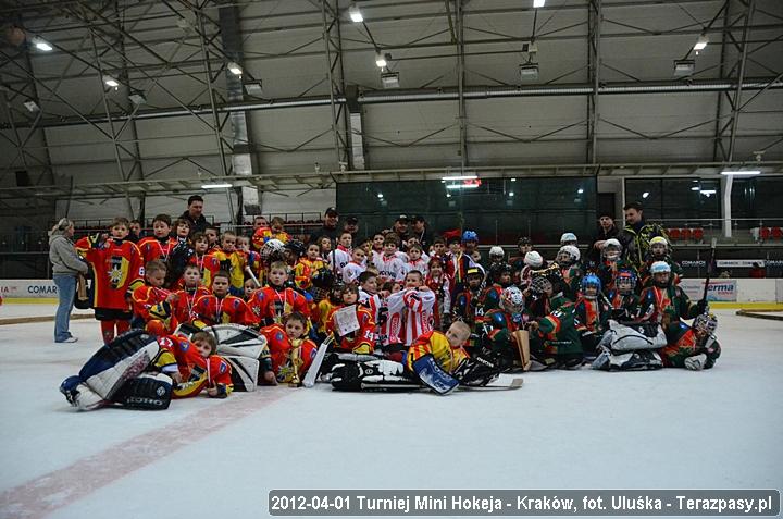 2012-04-01-Turniej_mini_Hokeja-u_4705_720