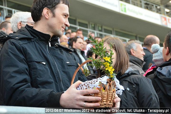 2012-04-07-swiecenie_pokarmow_u_5842_720