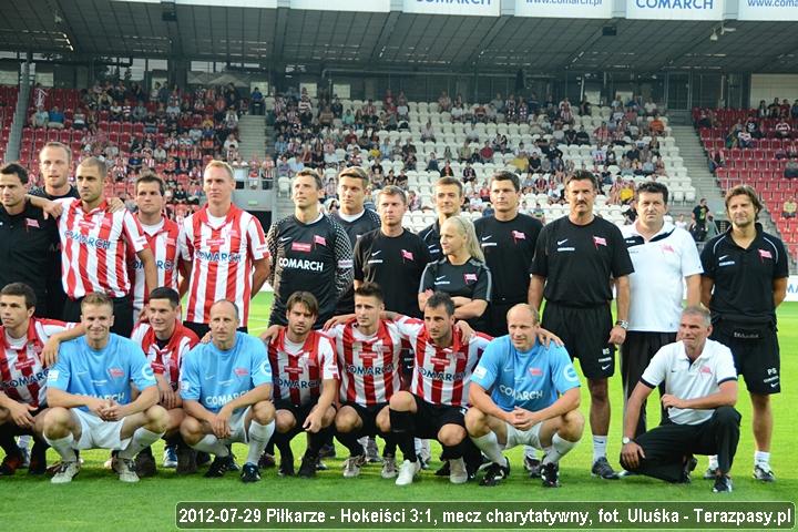 2012-07-29_Piłkarze-Hokeiści_u_2198