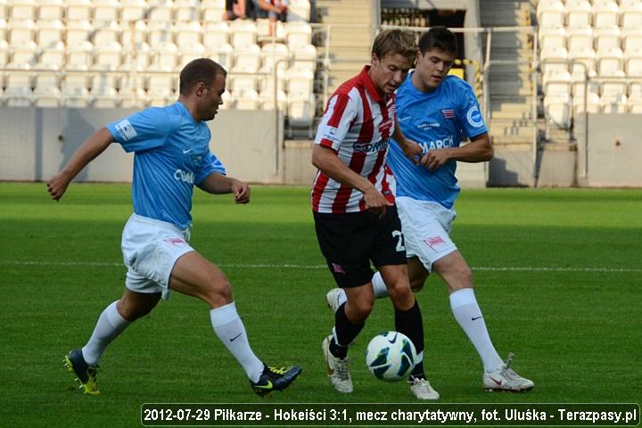 2012-07-29_Piłkarze-Hokeiści_u_2343