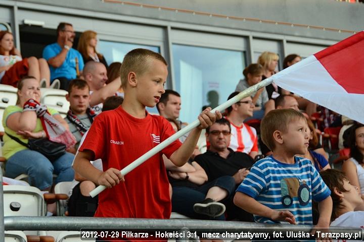 2012-07-29_Piłkarze-Hokeiści_u_2641