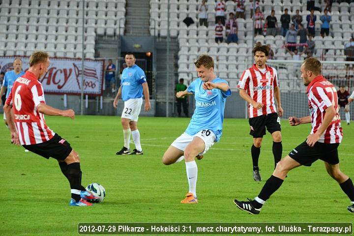 2012-07-29_Piłkarze-Hokeiści_u_3045