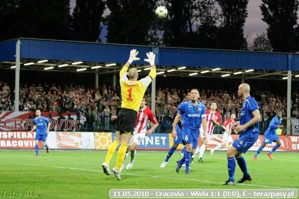 2010-05-11-e-cracovia-wisla-b-577_600