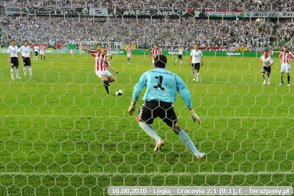 2010-08-15-legia-cracovia_b_097_600